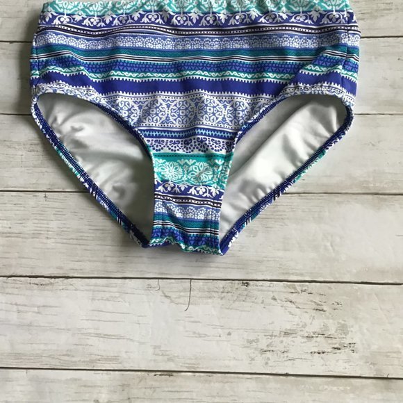 Lands' End Tummy Flattering Swimsuit Bottom . Size 4. - Picture 4 of 8